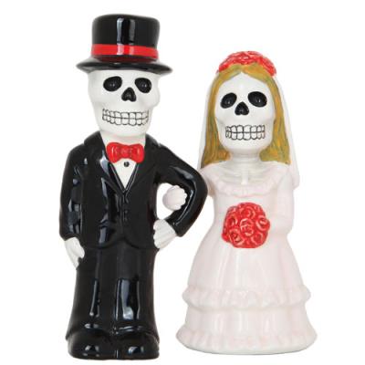 Love Never Dies Salt Pepper Shakers