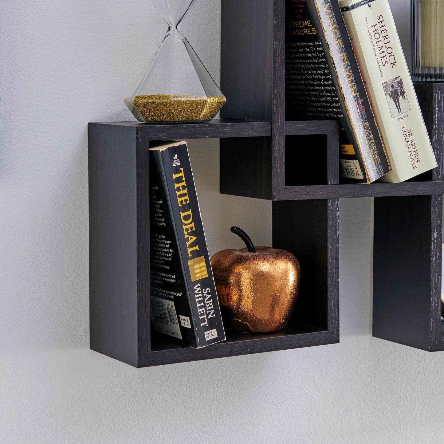 Intersecting Cube Shelves