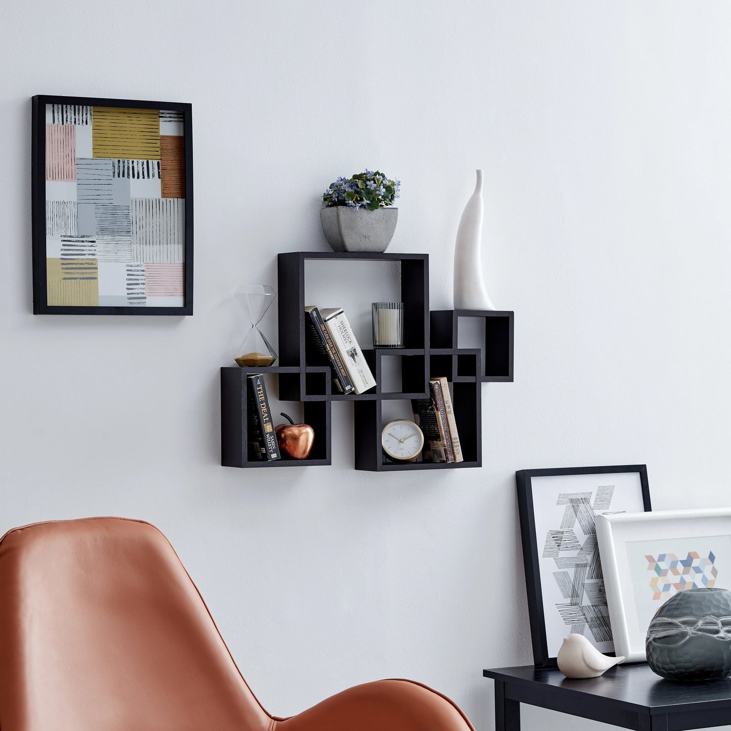 Intersecting Cube Shelves