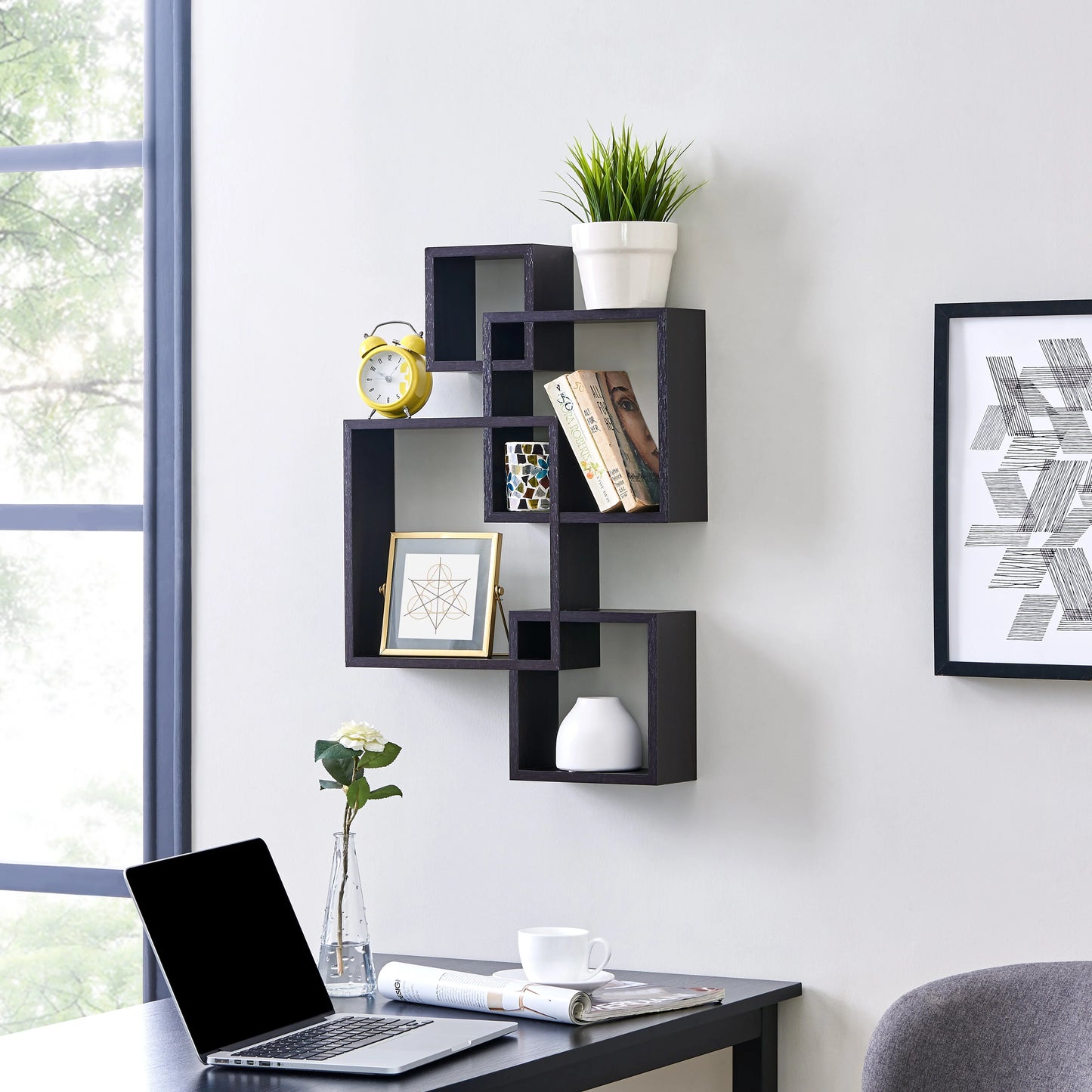 Intersecting Cube Shelves