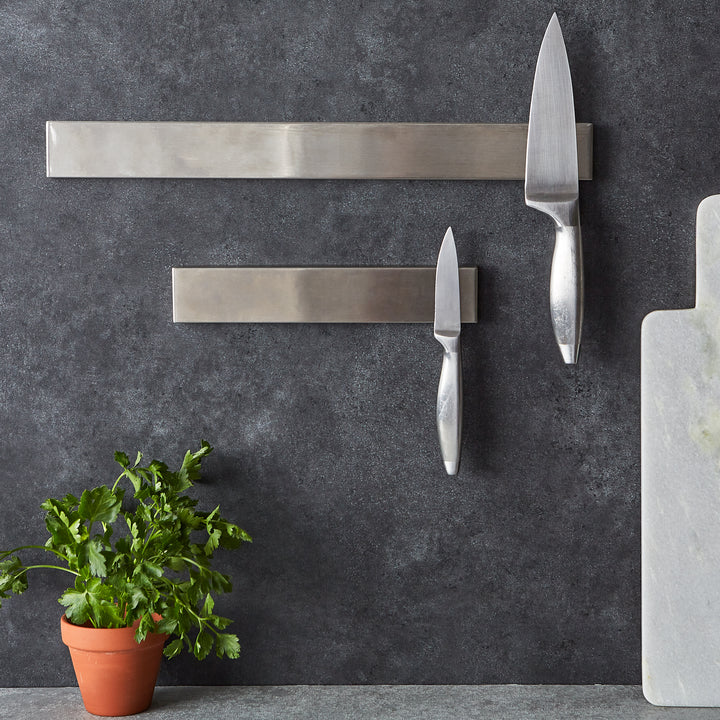 Deluxe Magnetic Knife Bar 10in