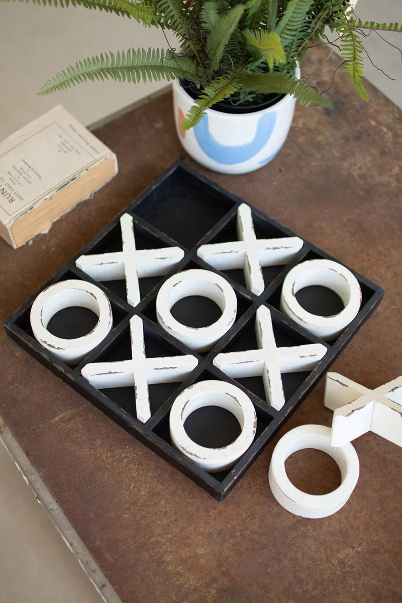 Black and White Wooden Tic-Tac-Toe Set