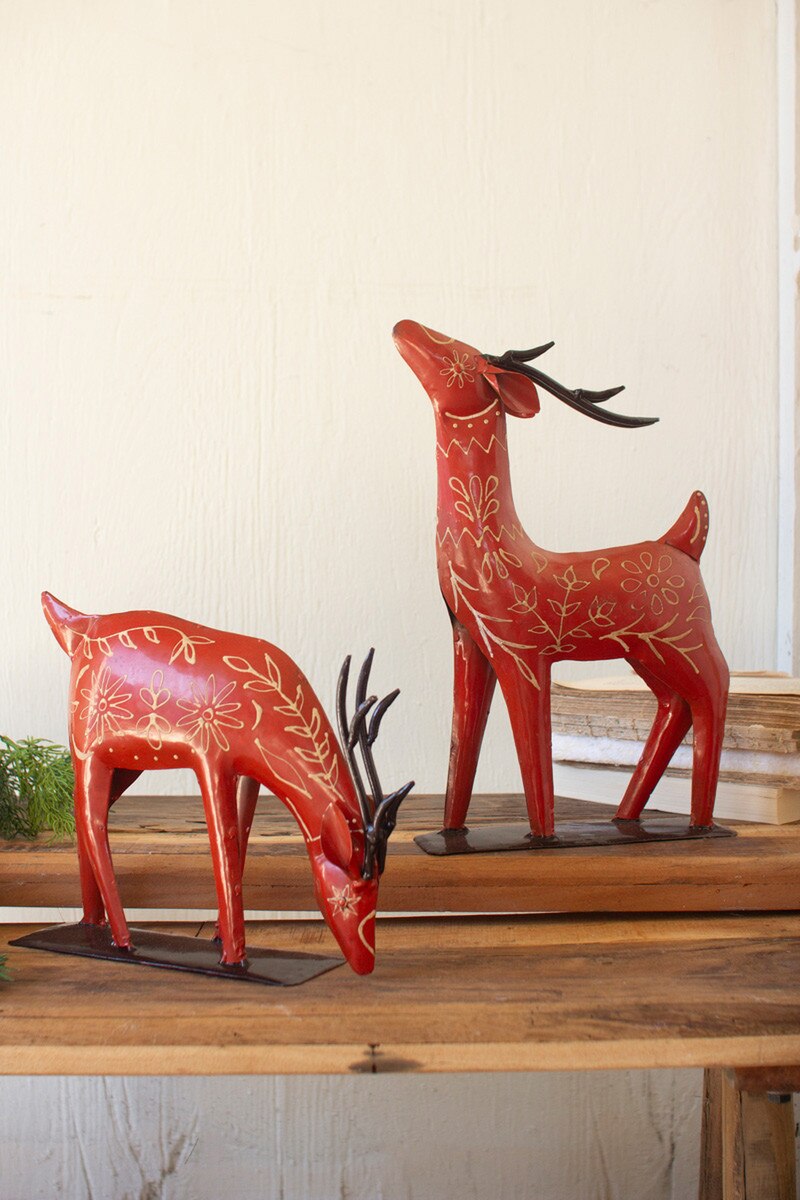 Set of 2 Painted Recycled Metal Folk Reindeer