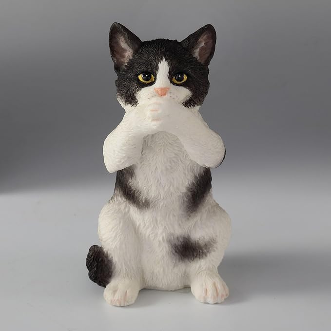 Three Wise Striped Kittens See No Hear No Speak No Evil