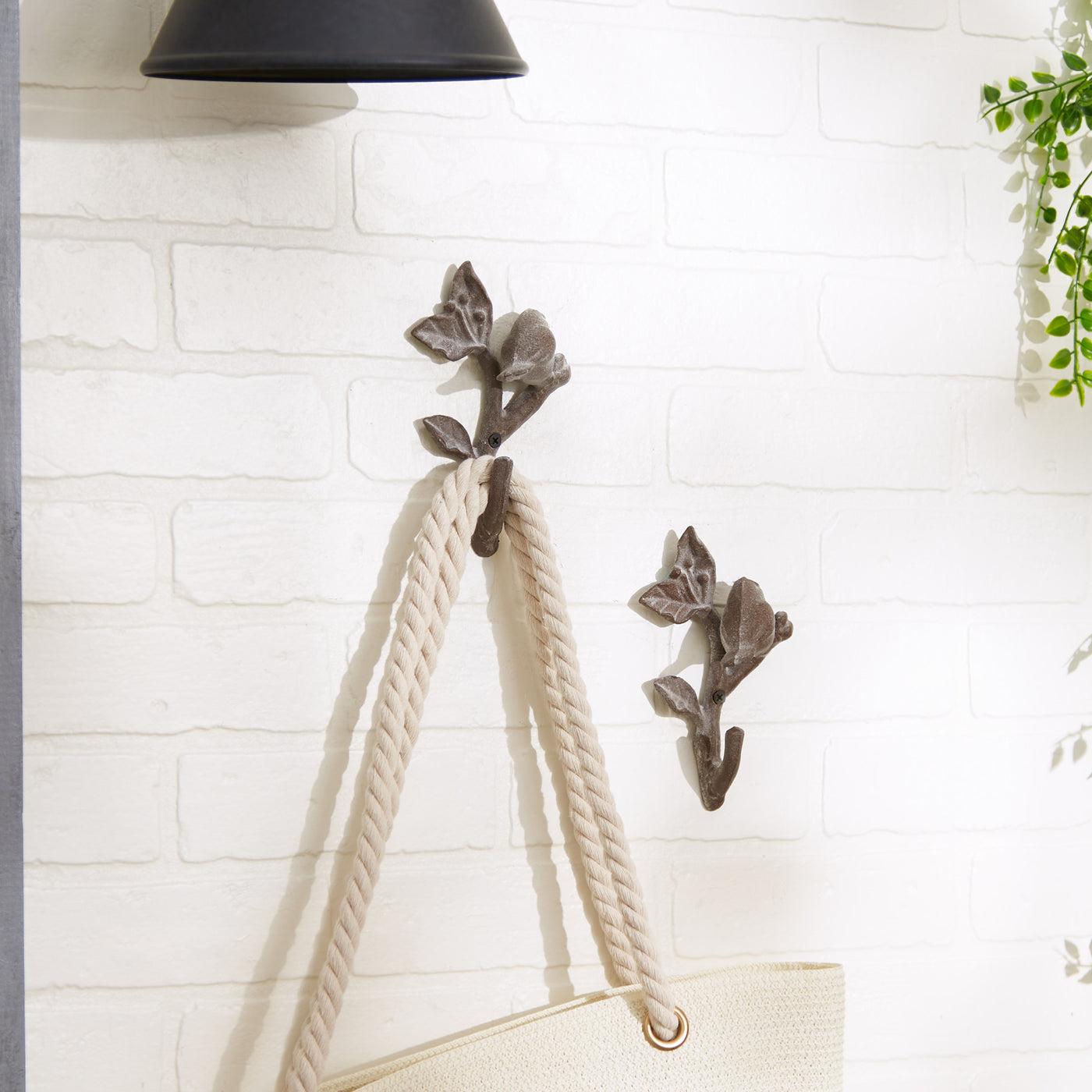 Bird With Leaves Wall Hook Set/2