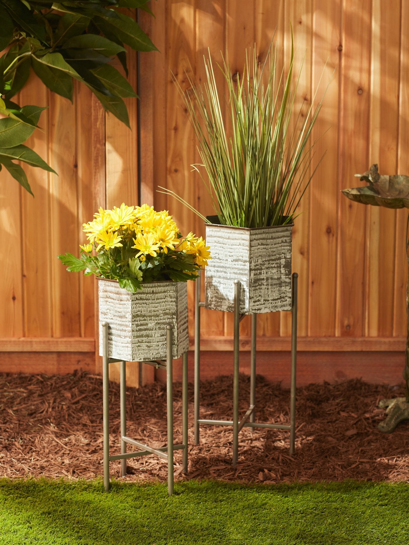 Hexagon Bucket Plant Stand Set Of 2