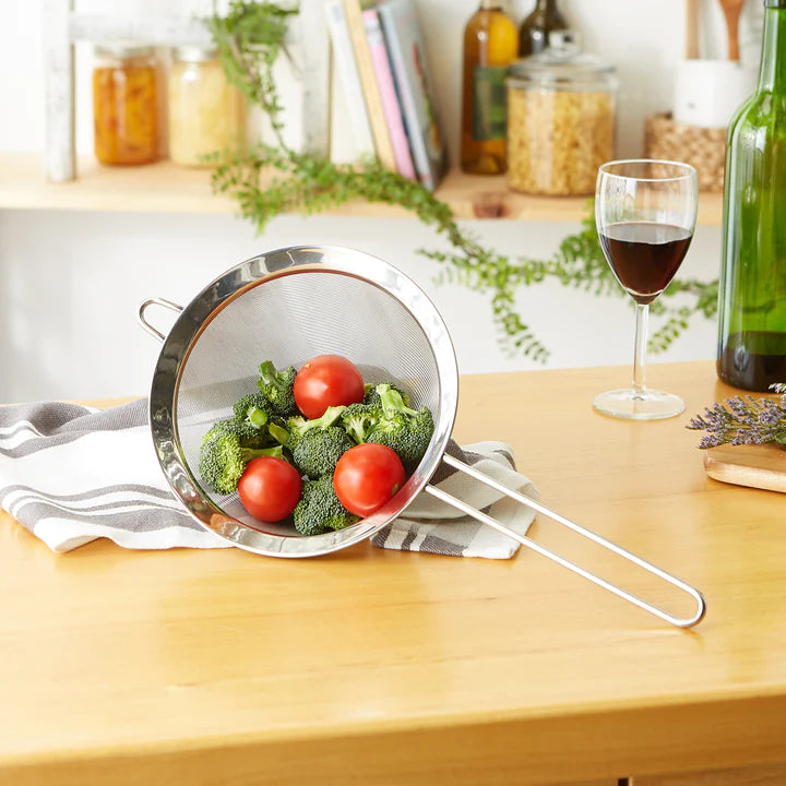 Silver 8 in Mesh Strainer