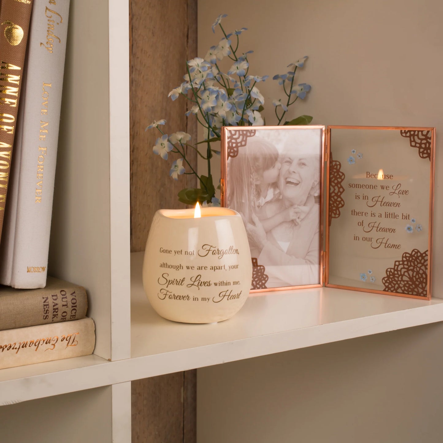 Heart 8 oz - 100% Soy Wax Candle Scent: Tranquility