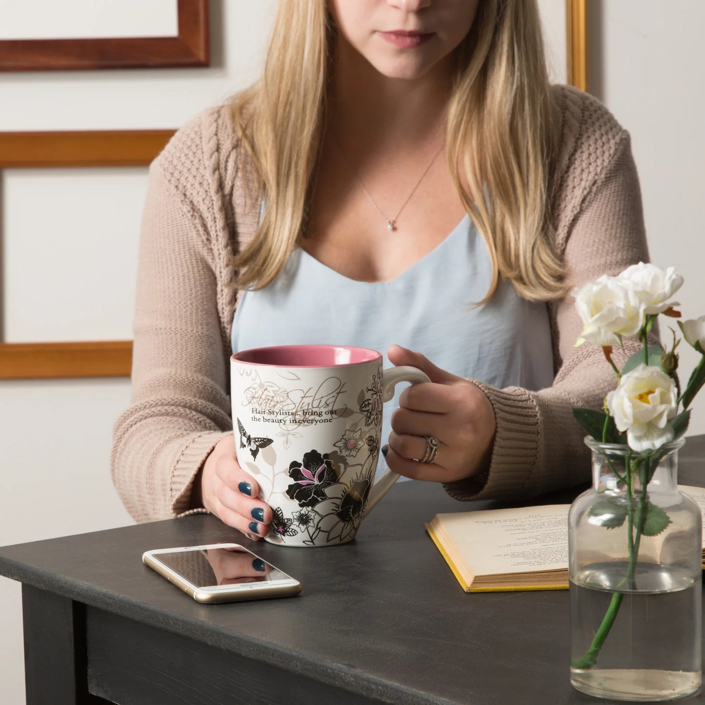 Hair Stylist 20 oz Cup