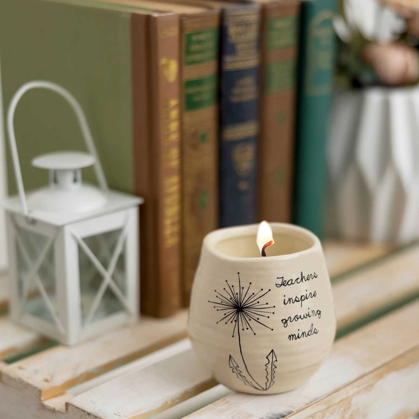 Teacher - 8 oz - 100% Soy Wax Candle Scent: Serenity