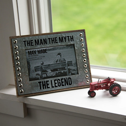 The Legend 8.5" x 6.5" Frame (Holds 4" x 6" Photo)