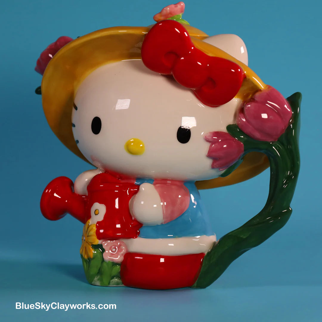 Hello Kitty Teapot
