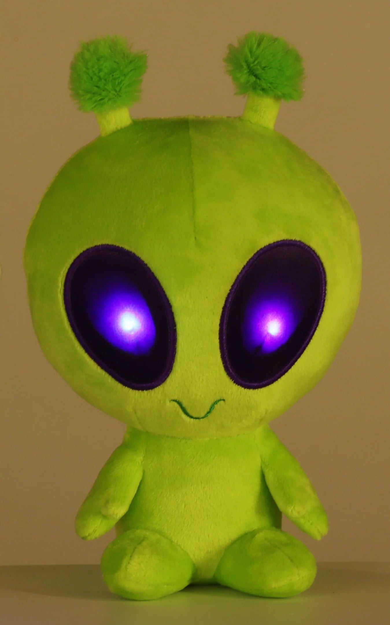8" Twitch Light Up Alien