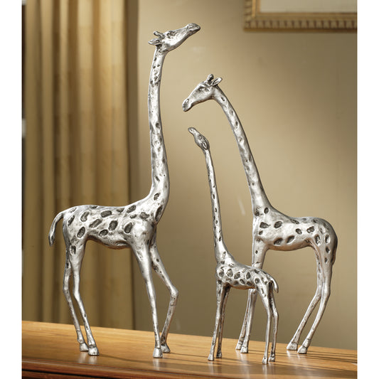 Giraffe Family