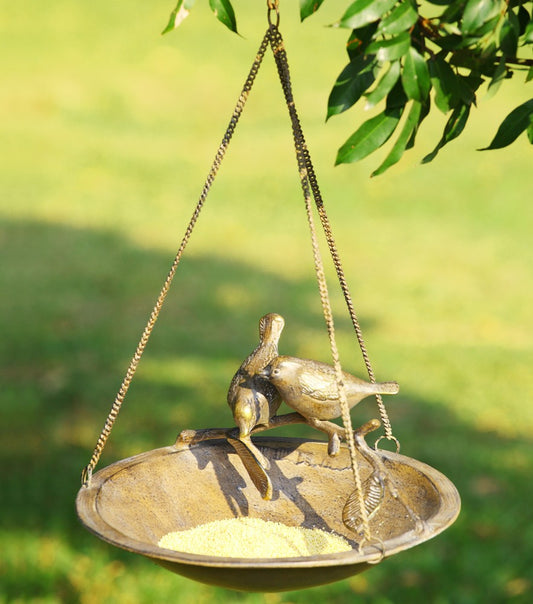 Hanging Lovebird Birdfeeder