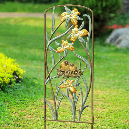 Wide Lovebirds In Nest Trellis