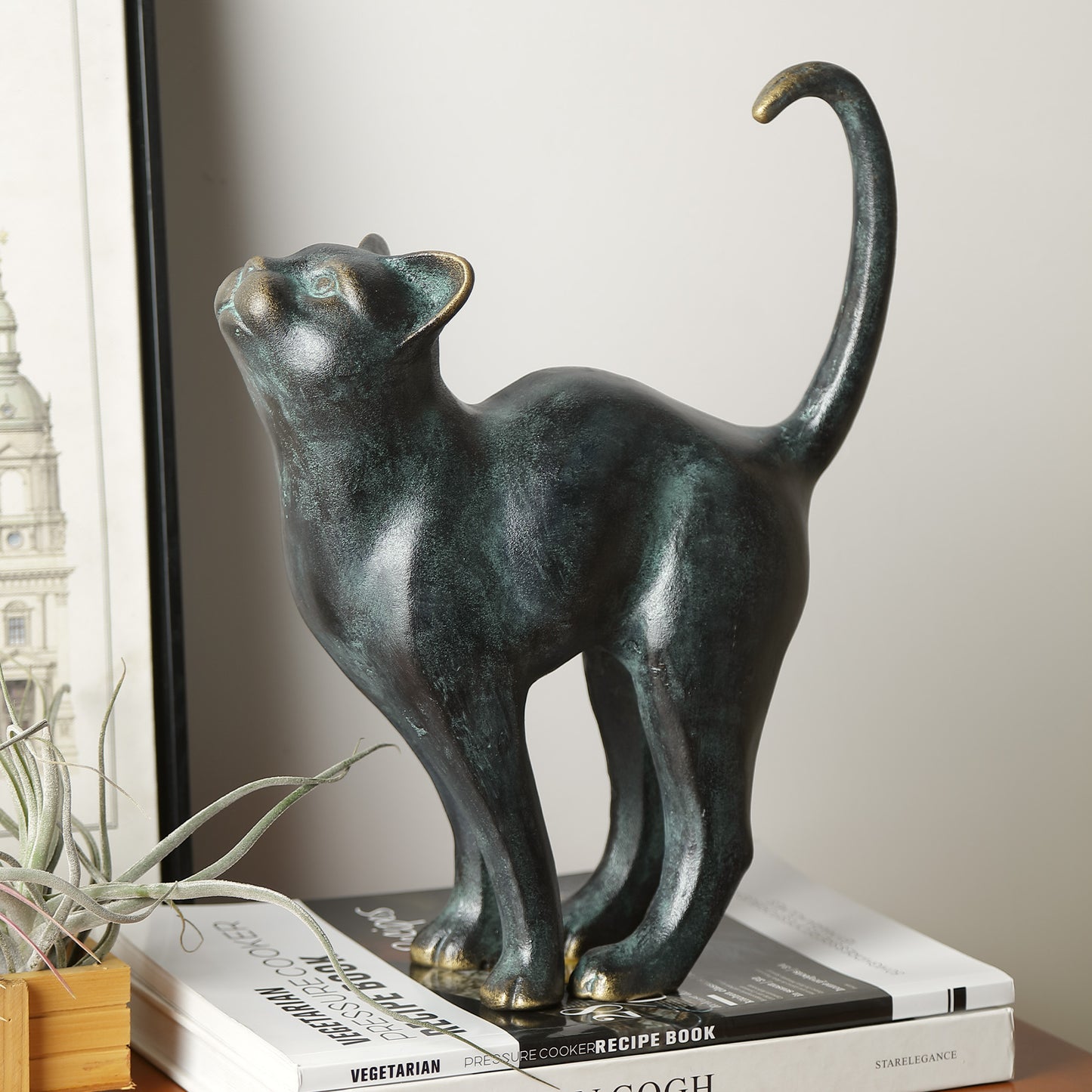 Affectionate Cat Tabletop Décor