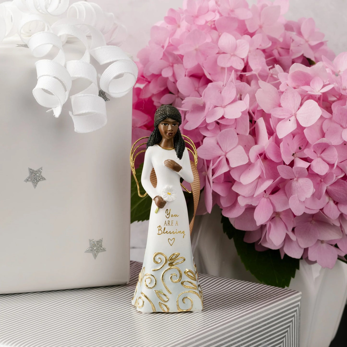 EBN Mother 5.5" Angel With Clasped Hands