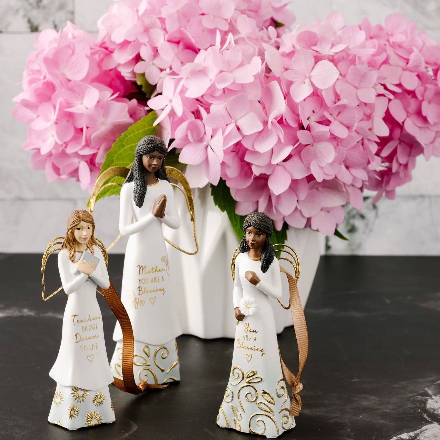 EBN Mother 5.5" Angel With Clasped Hands