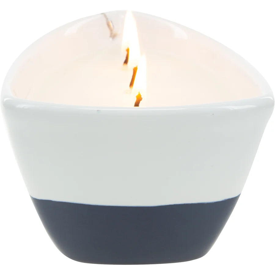 On the Boat Triple Wick 10 oz Soy Wax Candle Scent: Tranquility