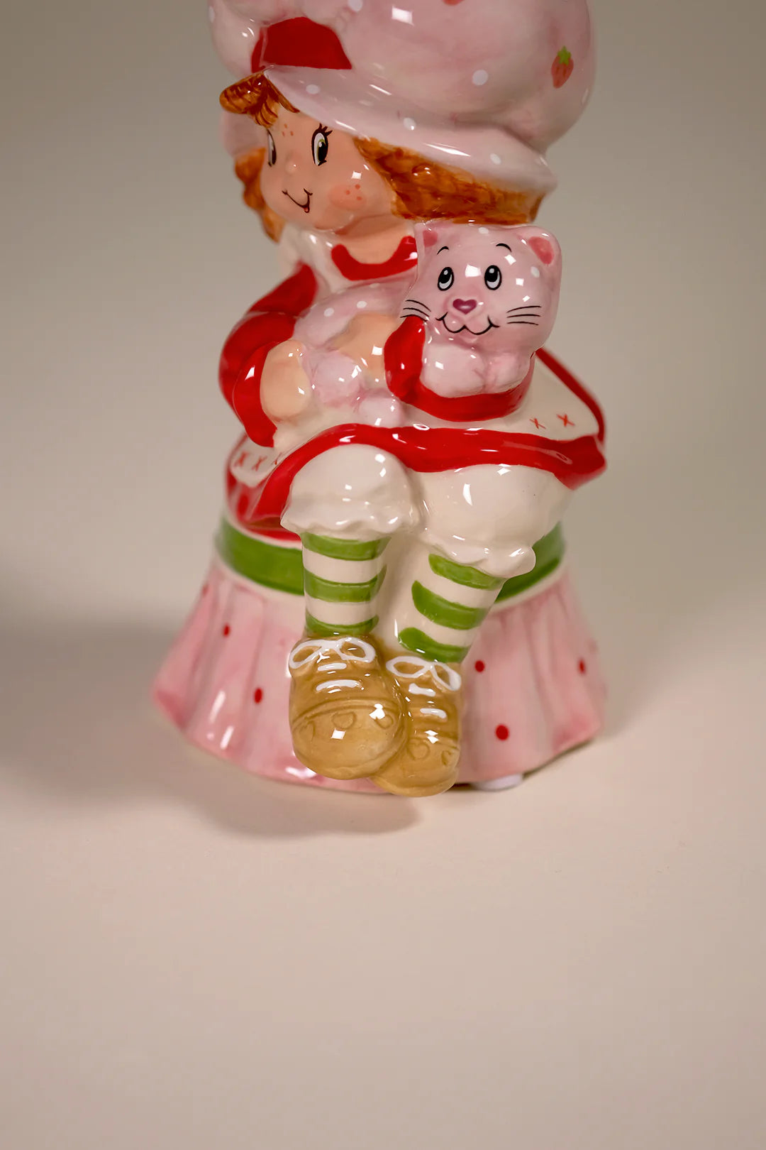 Strawberry Shortcake Pretty Sweet Figurine