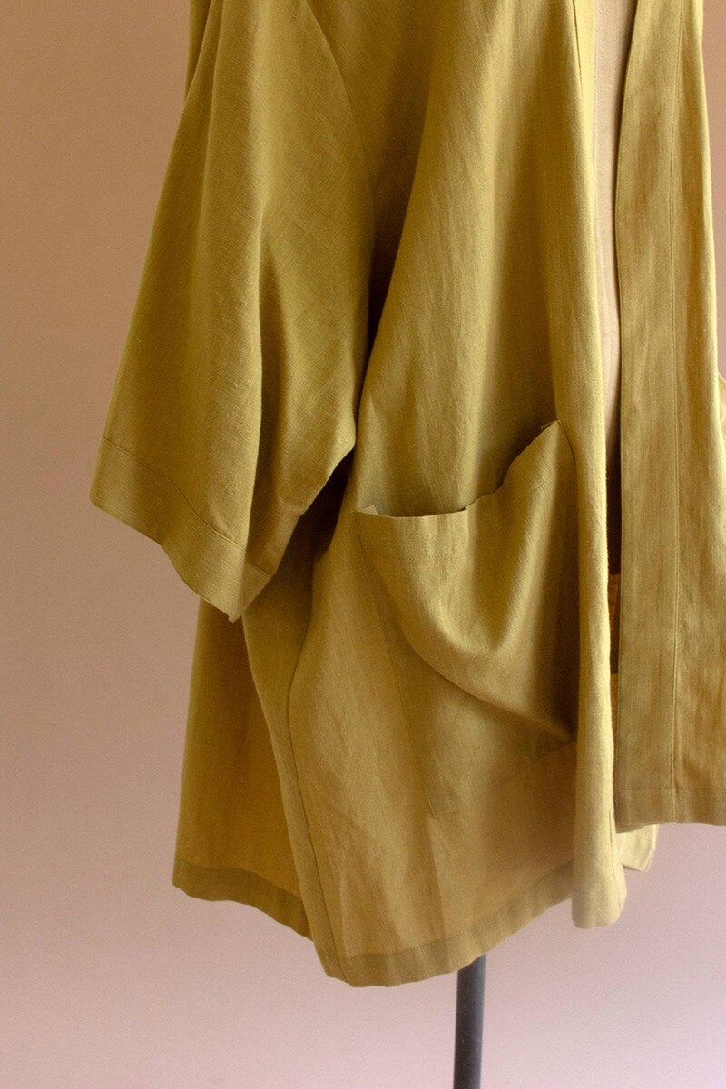 Pistachio Short Kimono with Front Pockets