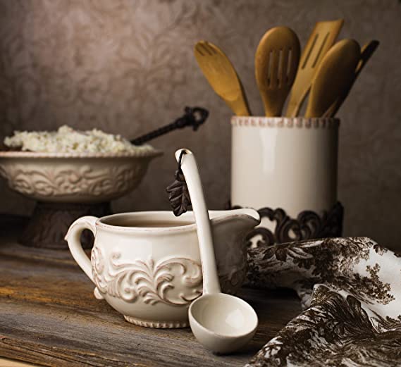 Acanthus Sauce Boat With Ladle