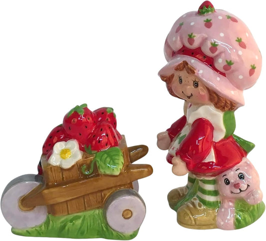 Strawberry Shortcake Haulin' Fun Salt And Pepper Set