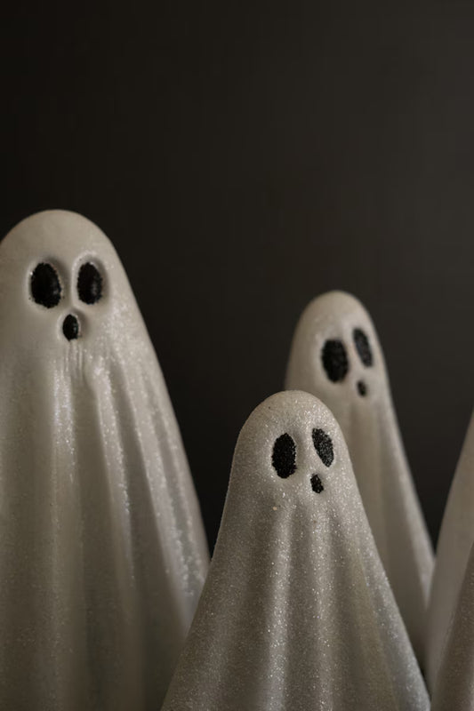 Set of 5 Metal Halloween Ghosts