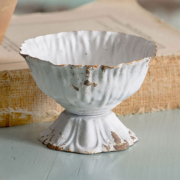 Mini Scalloped Cup