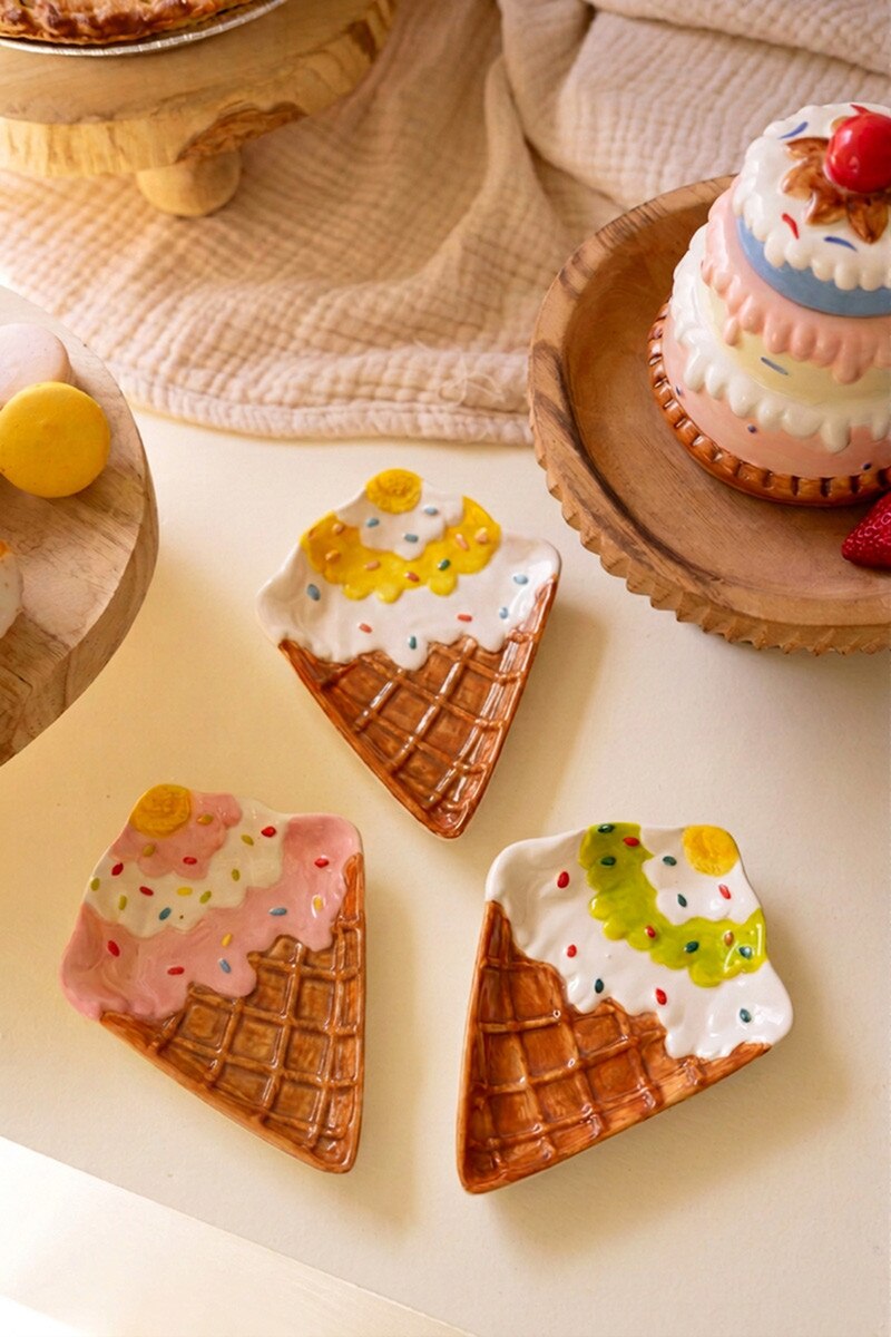 Set of 3 Ceramic Ice Cream Cone Plates