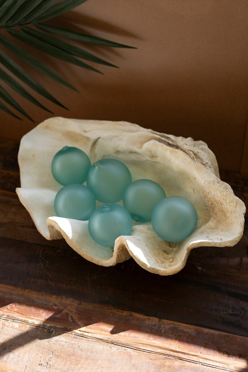 Giant Resin Clam Shell