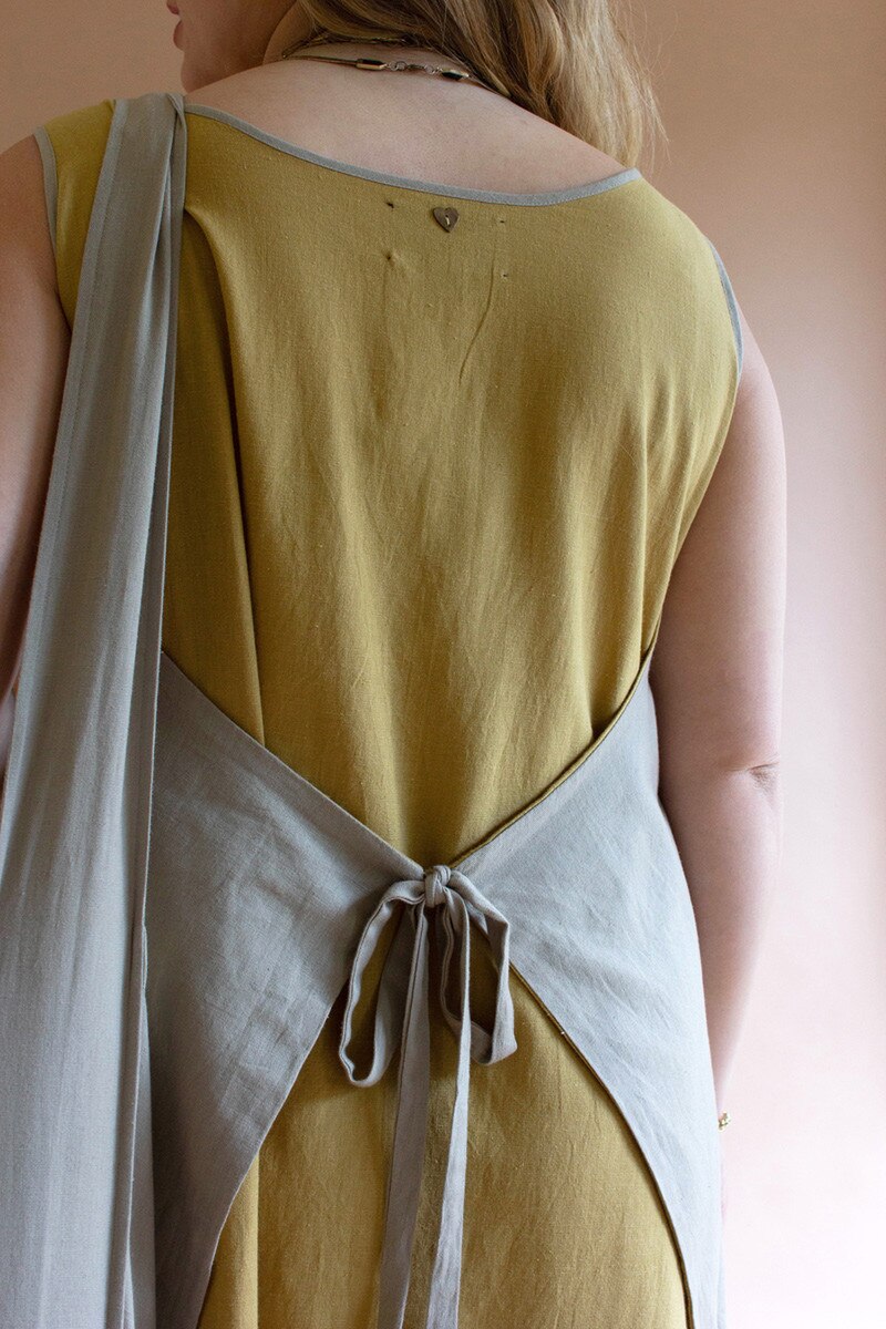 Fog and Pistachio Sleeveless Double-Sided Tie Dress