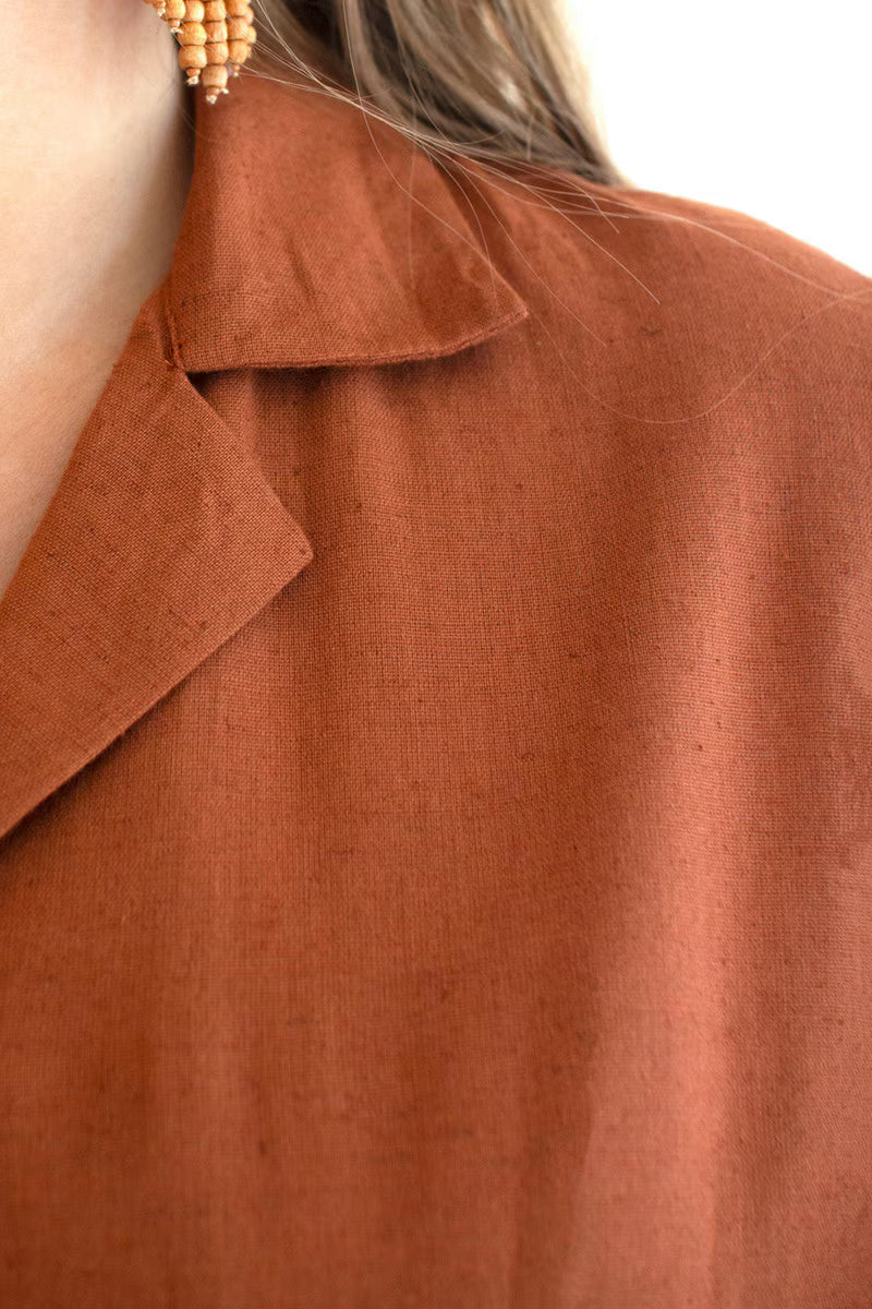 Cinnamon Short-Sleeve Button-Front Blouse with Collar