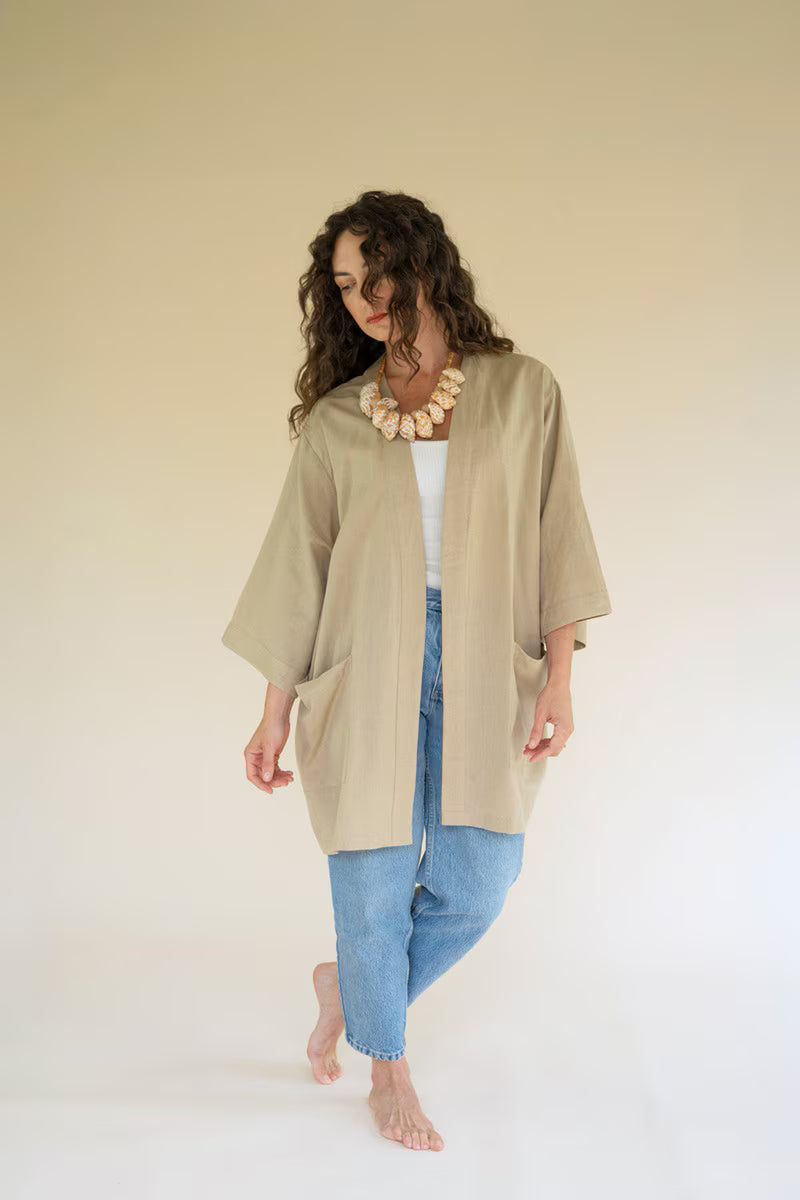 Oatmeal Short Kimono with Front Pockets