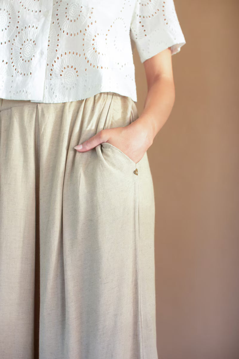 Pleated Front Elastic Waist Wide-Leg Pant