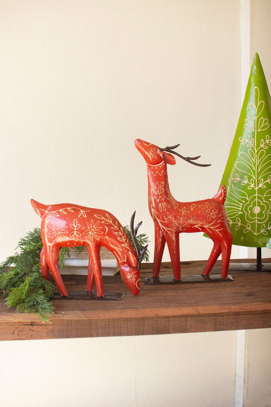Set of 2 Painted Recycled Metal Folk Reindeer