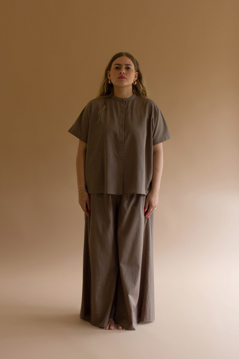 Mocha High-Neck Buttondown Short-Sleeve Blouse