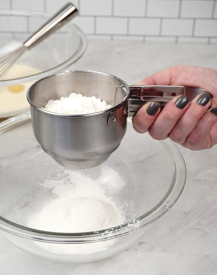 Vintage Sifter 1 Cup