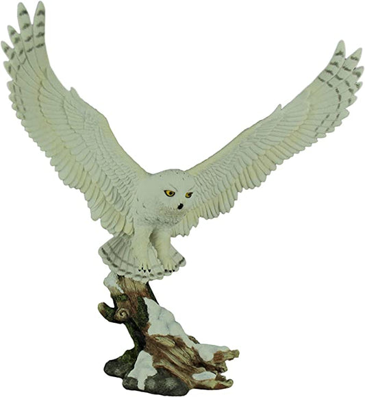 Flying Snowy Owl