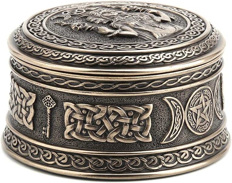 Hecate Goddess Of Chthonic Round Trinket Box