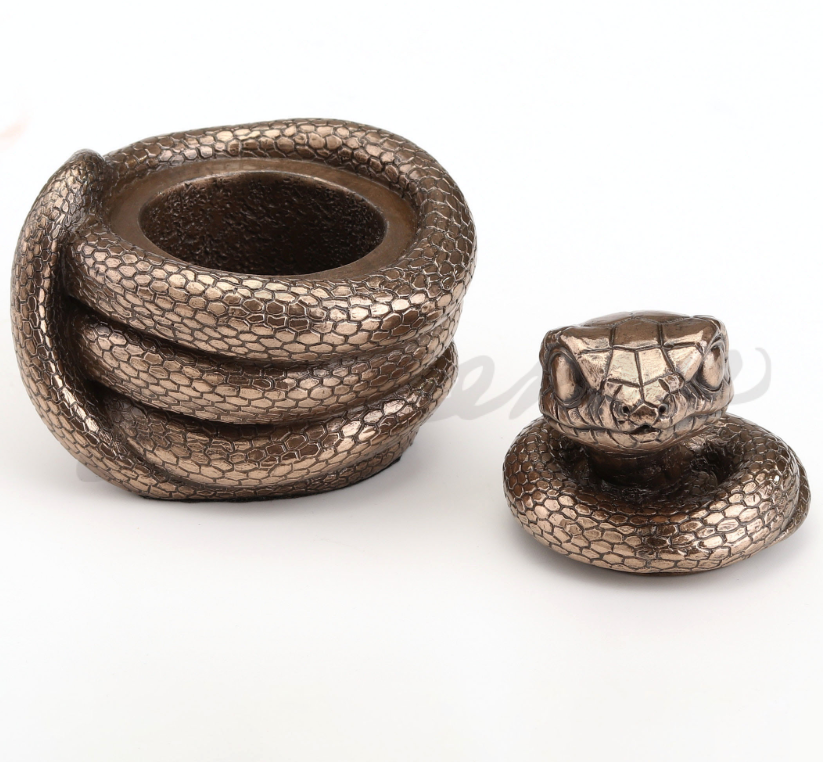 Coiling Snake Secret Trinket Stash