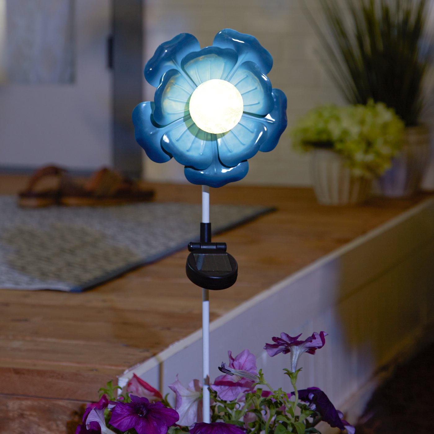 Blue Flower Solar Stake