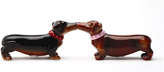 Cute Kissing Dachshunds Salt And Pepper Shaker Set